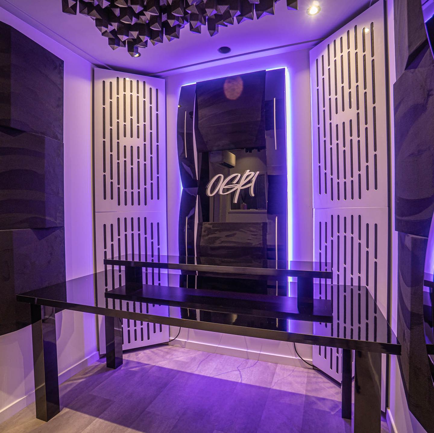 Ogri Studio